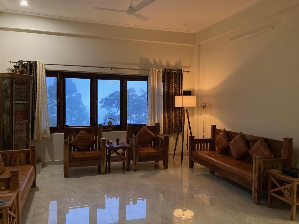 Villa By Mountain Homes- Lansdowne Luaran gambar